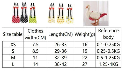 Size chart for a toy with clothes and a reference body, showing dimensions and weight for Banana Ducks Co